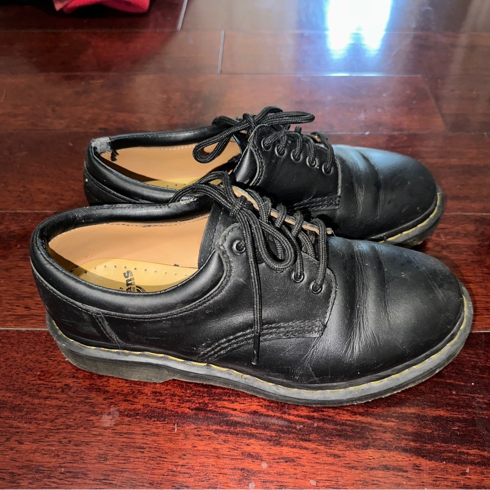 Doc Marten’s 8053 Black Shoes US Men’s 7/EUR39